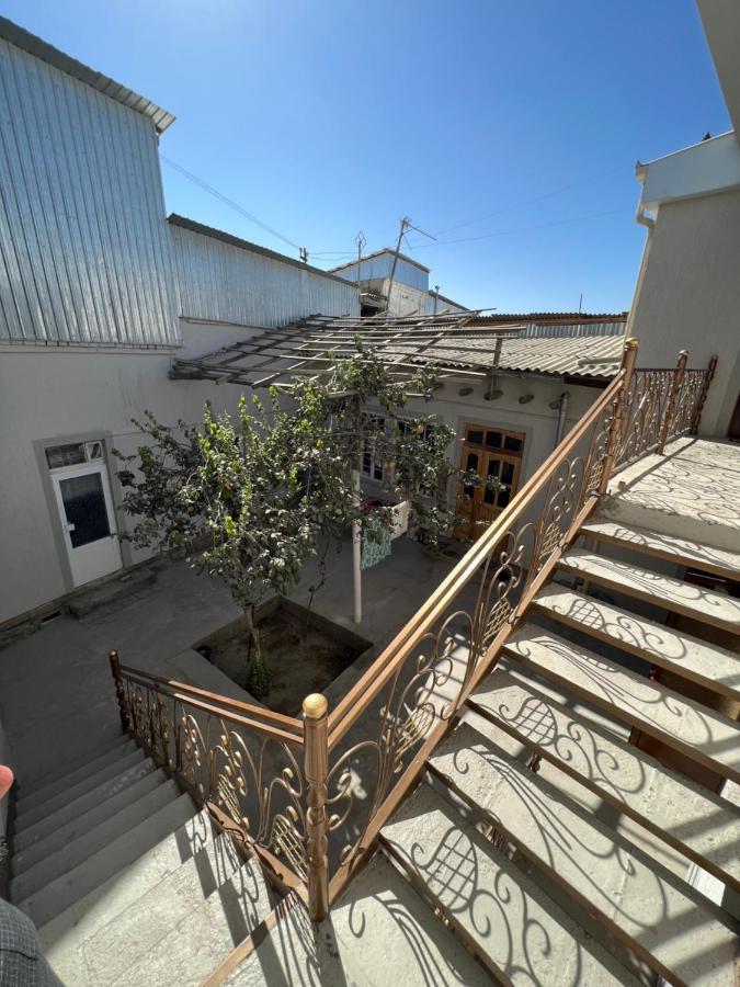 In Center Of Bukhara Family Guest House Mirg'Iyos מראה חיצוני תמונה