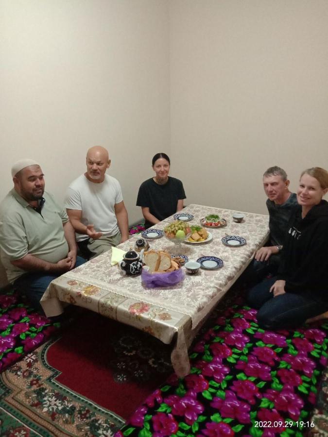 In Center Of Bukhara Family Guest House Mirg'Iyos מראה חיצוני תמונה
