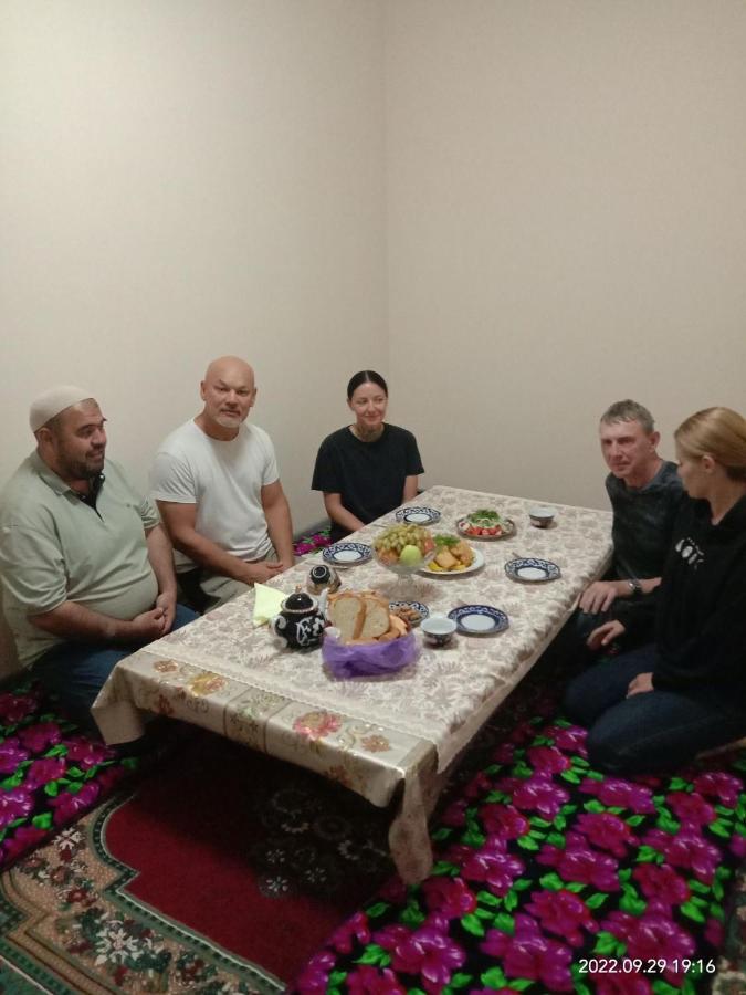 In Center Of Bukhara Family Guest House Mirg'Iyos מראה חיצוני תמונה